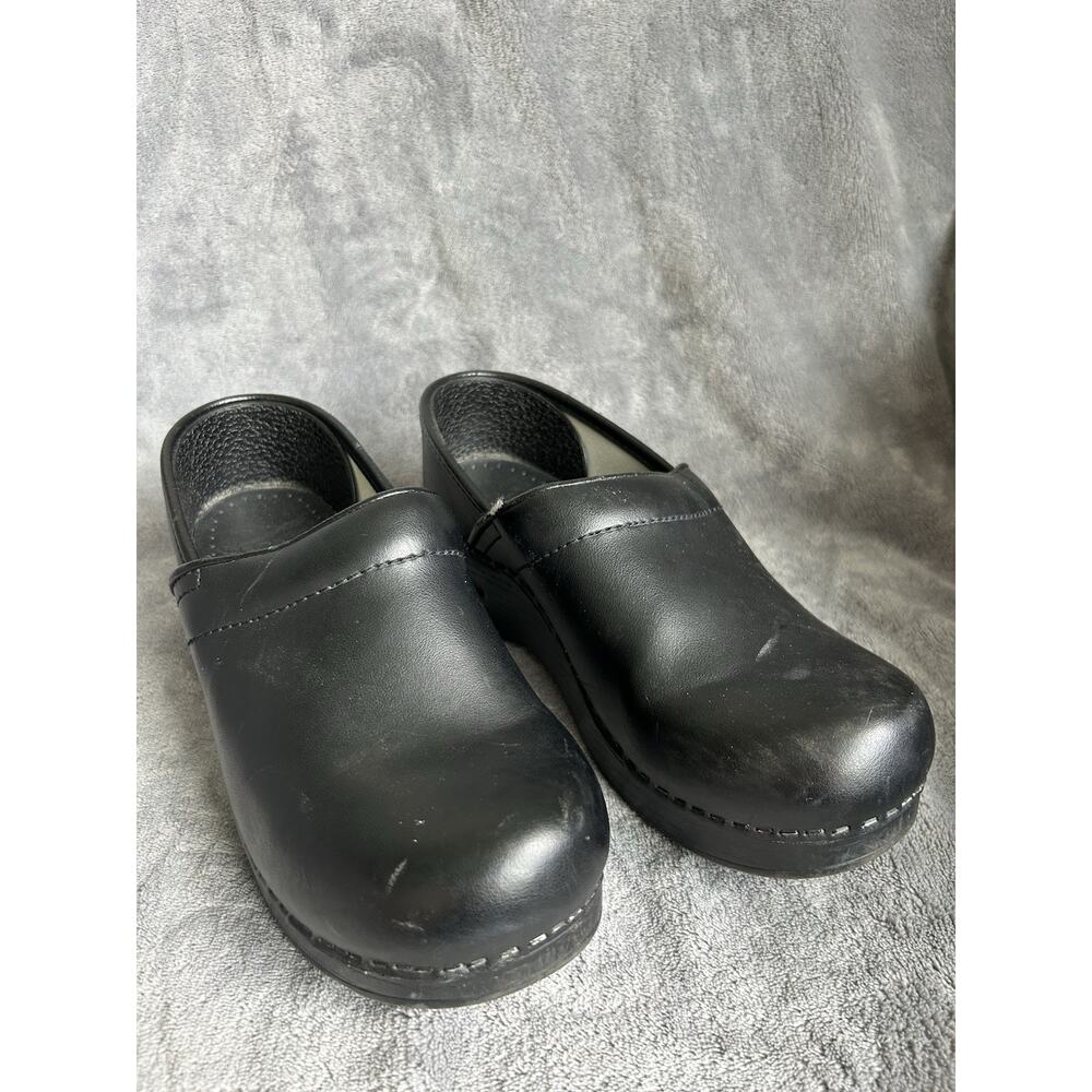 Dansko Black Leather Clogs 006020202 Womens Size EU 37 US 6.5 -7 Nursing Classic